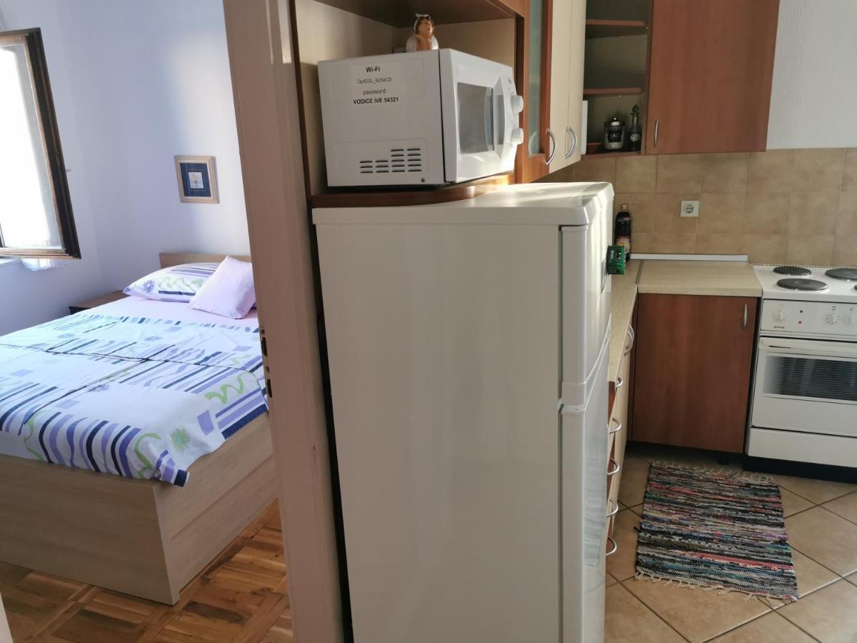 Near By Everything Vodice Exterior foto